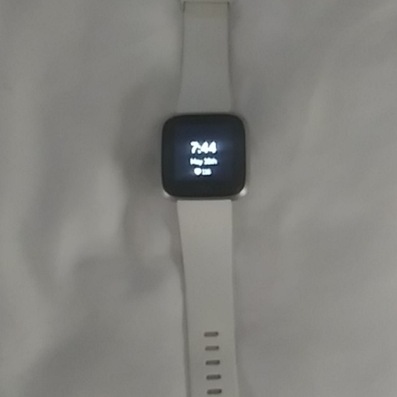 Fitbit Accessories - Fit bit versa 3